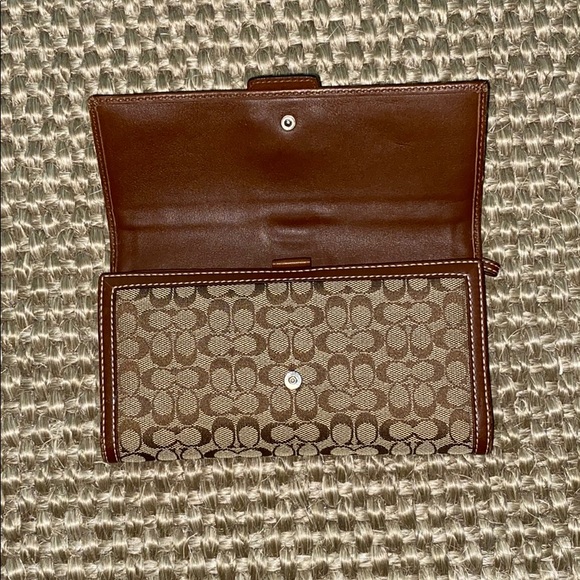 COPY - Coach Signature Logo Canvas Bag & Wallet - Picture 12 of 15